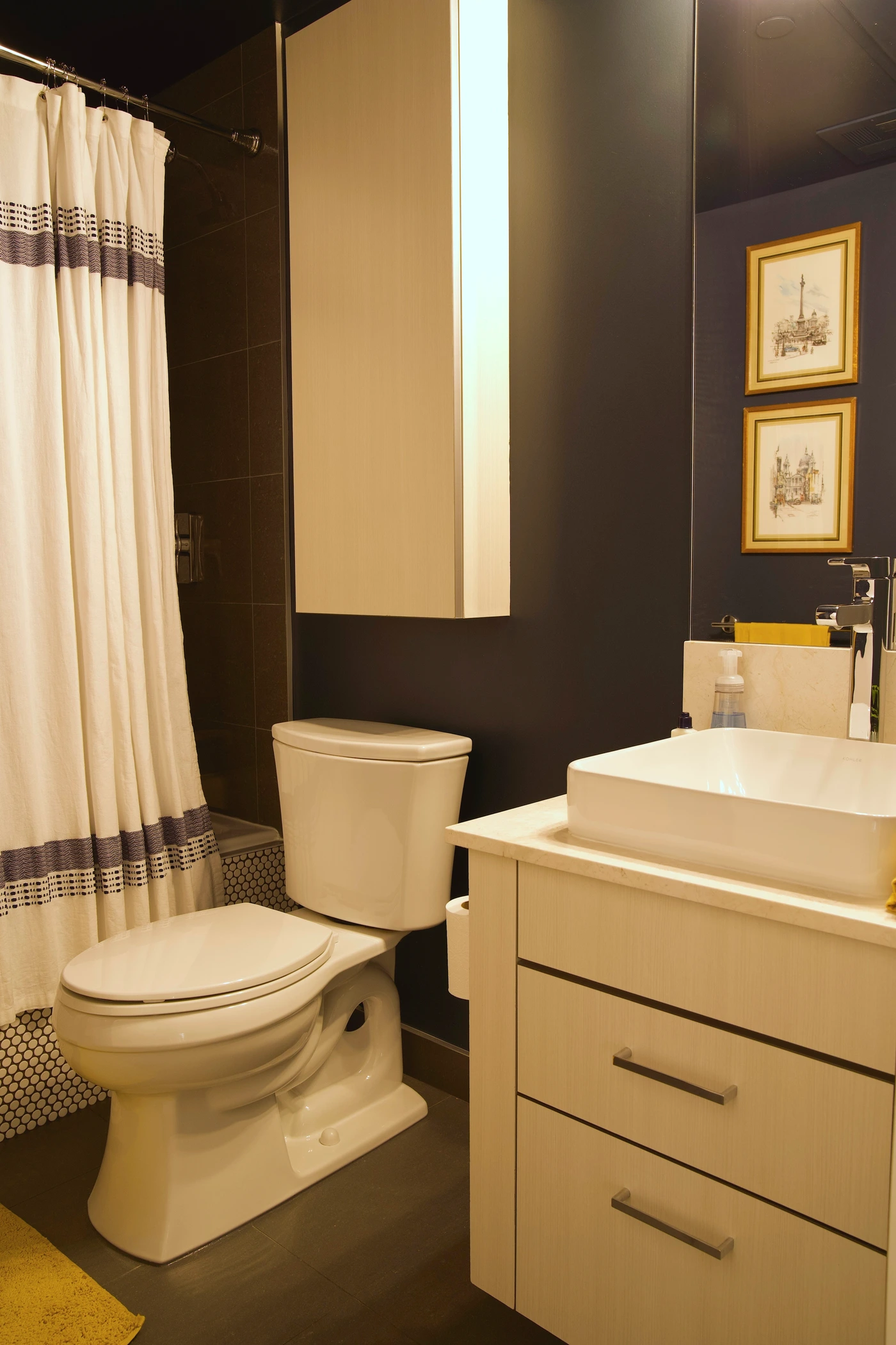Lawrence Park Pied-à-Terre — Eclectic, evolving interior design, image 8