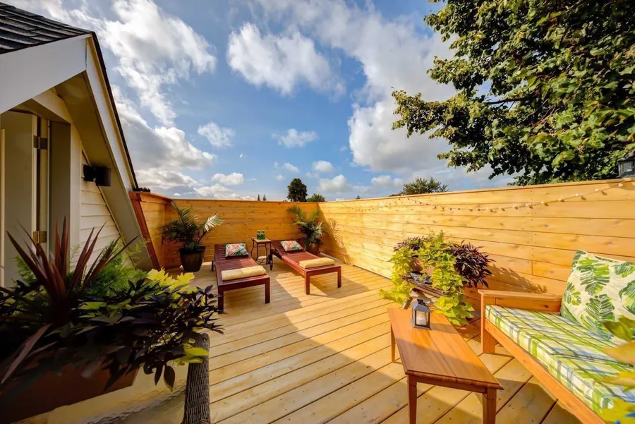 Uptown Century Home — image 46